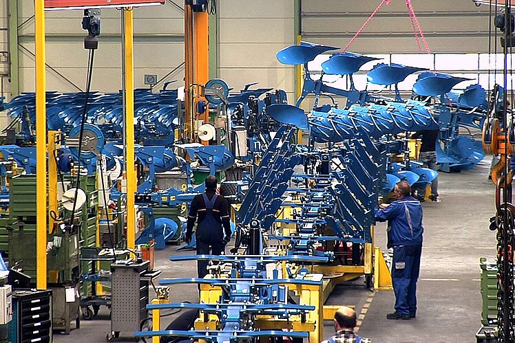 Werksbesichtigung bei LEMKEN: Montagehalle Werksbesichtigung bei LEMKEN: Montagehalle