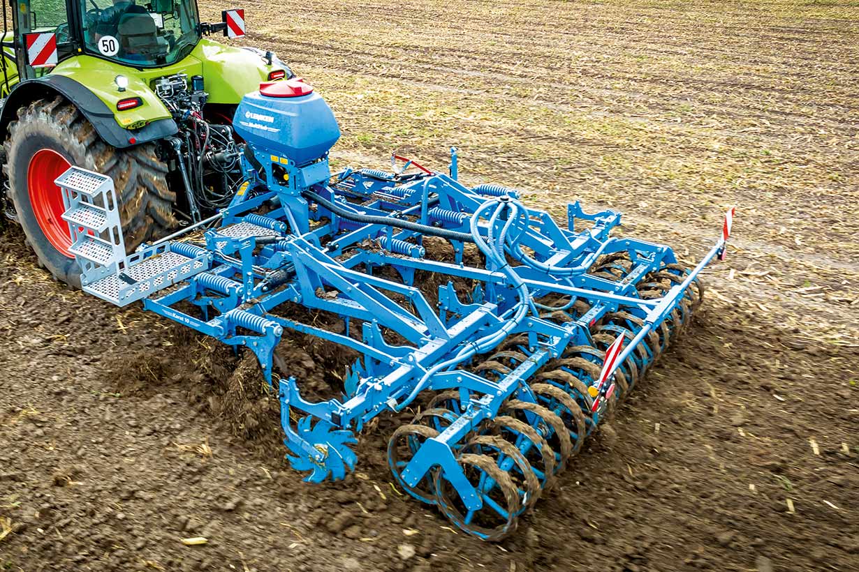 MultiHub for intercrop seeding at work