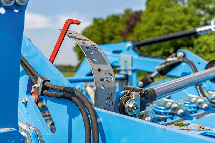 Arbeitstiefe der Rubin 10 MR-TF von LEMKEN