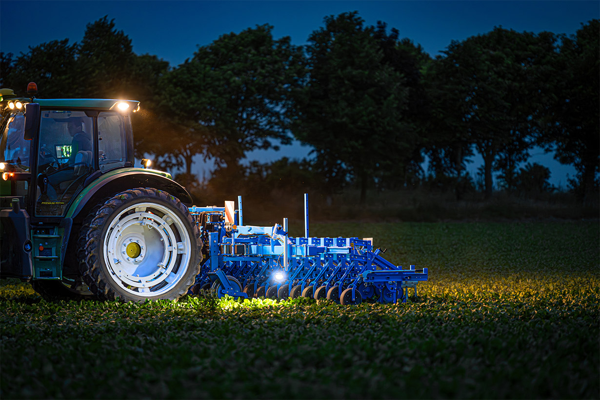 Die iQblue vision in der Dämmerung