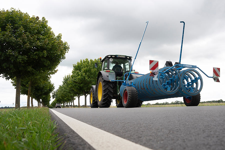 Der VarioPack mit Transportaufsattelung beim Straßentransport