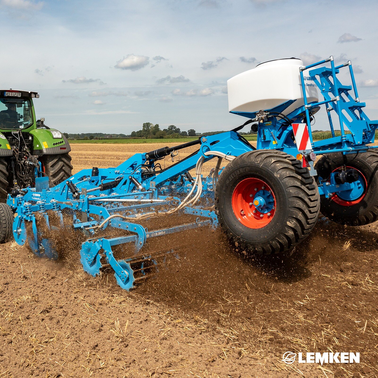 Conquer Soil Challenges with the Rubin10 & the Seed Hub💙
Experience stubble cultivation and cover crop sowing at the...