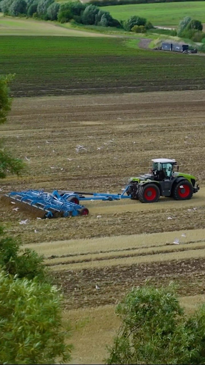 The product video of our new Rubin 10/1000 that we need!😉💙

#rubin 
#lemken
#lemken1780
#farming 
#agriculture
#agri...