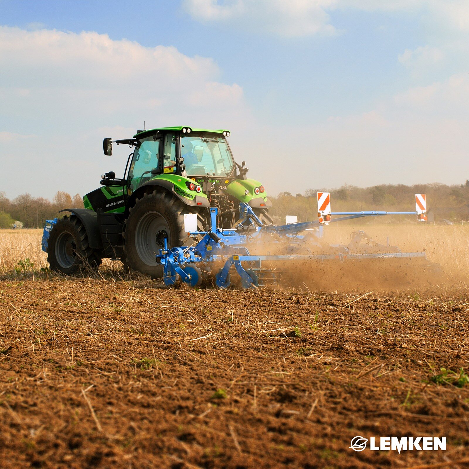 Powerful through stubble cultivation

🌾 Efficiency meets precision! With working widths of up to 16 meters and a maximum...