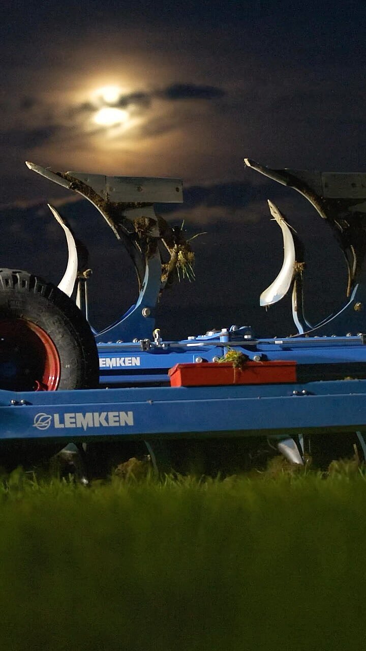 Stay tuned 🕒💙

Visit us at EIMA 2024!

#lemken 
#agriculture
#farming 
#farm