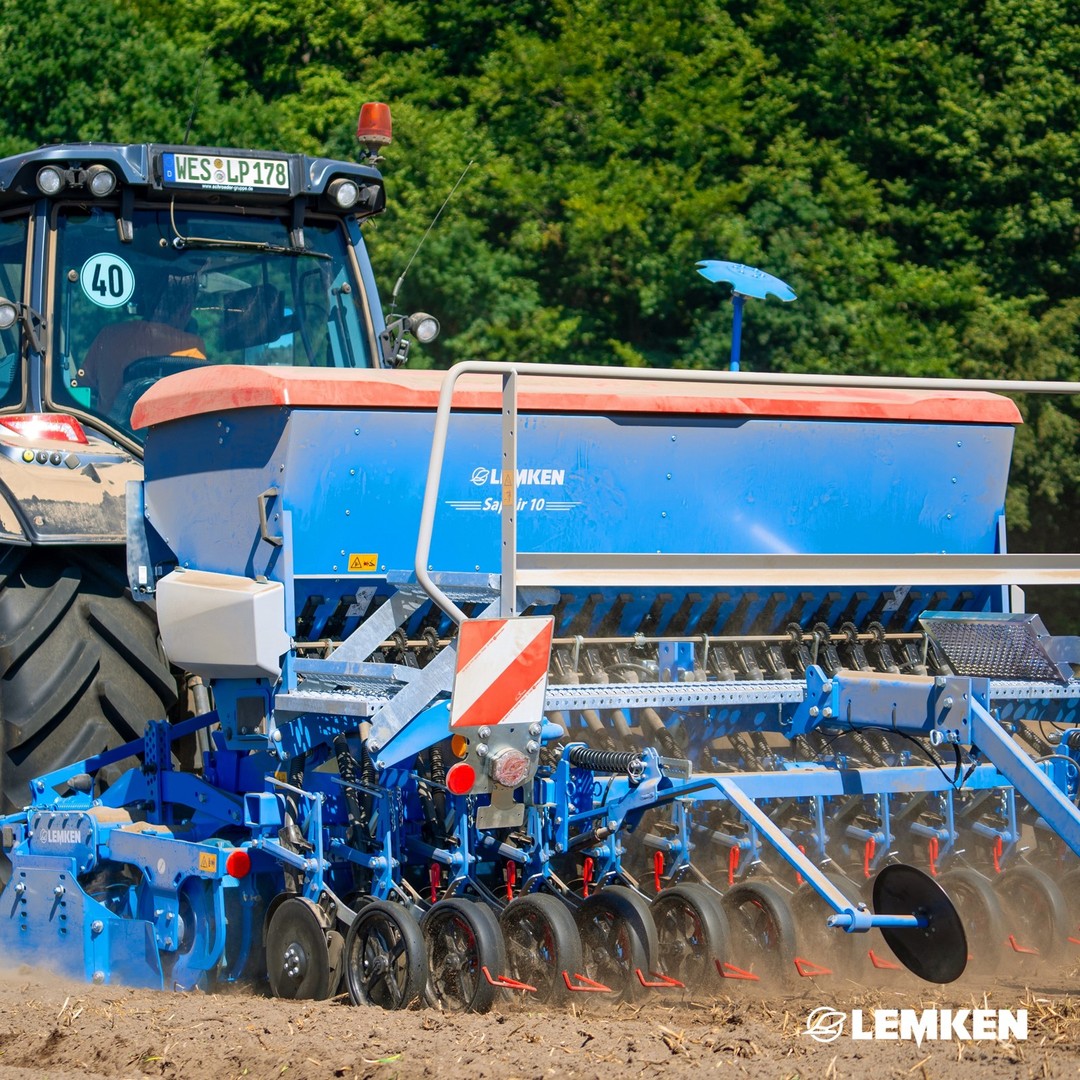 Do you already know our Saphir 10? 😊 Due its electric drive this mechanical seed drill offers the possibility to make...